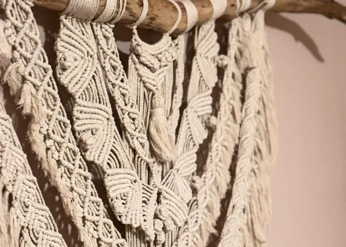 In * 摩泽尔河畔的泽尔